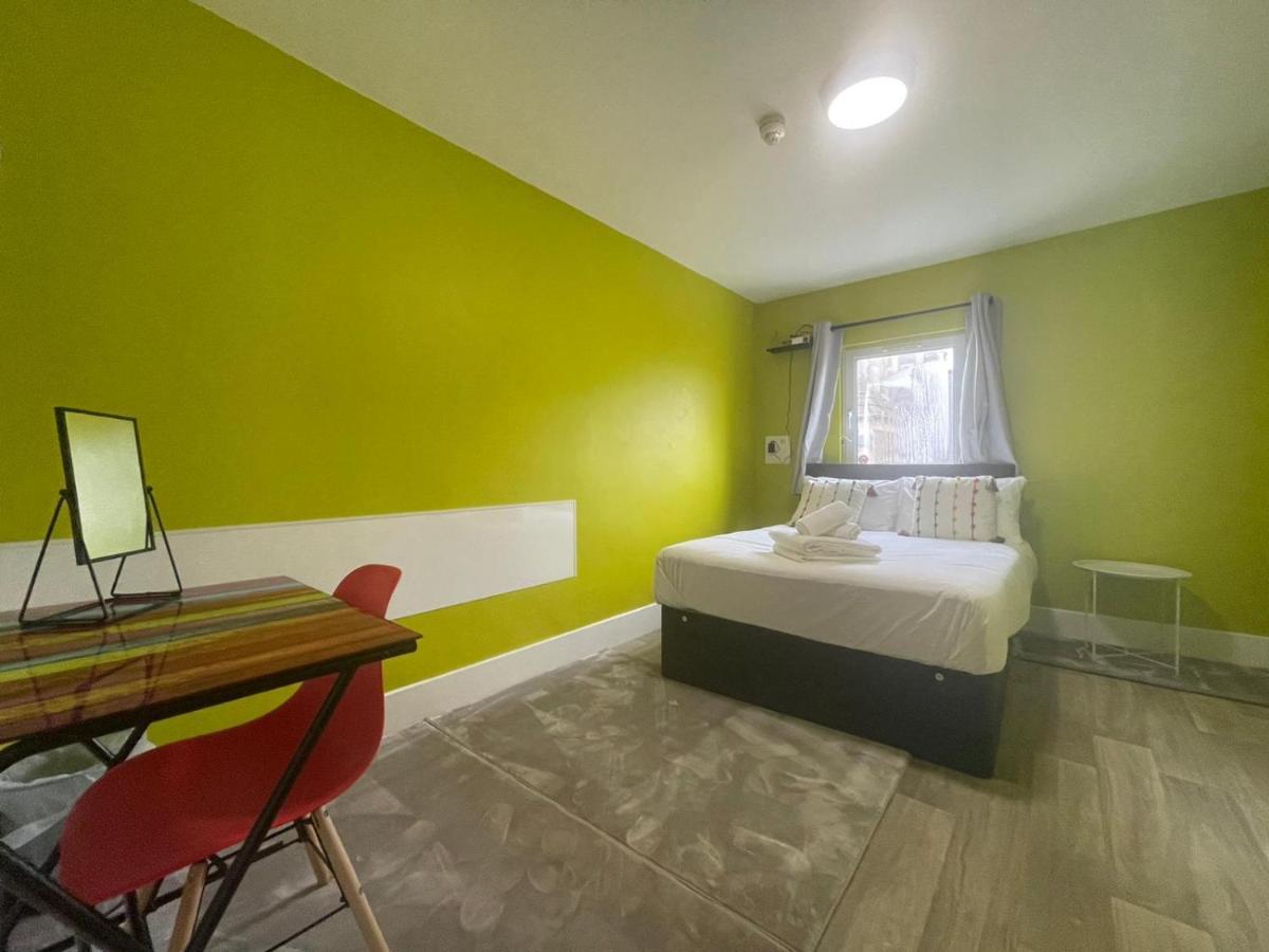 Neon 160 Hostel Swansea