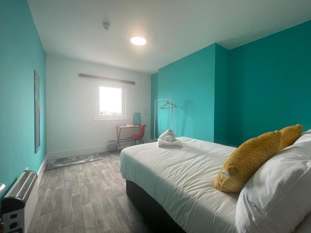 Hostel Neon 160